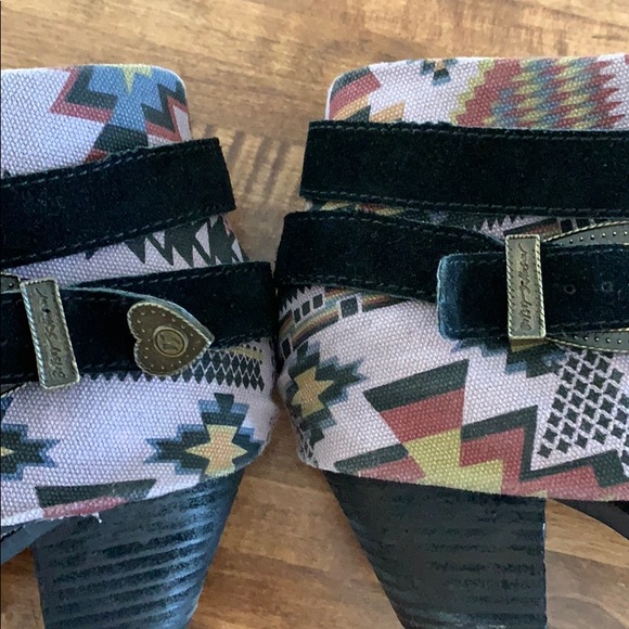 Betsey Johnson Booties - Picture 5 of 5